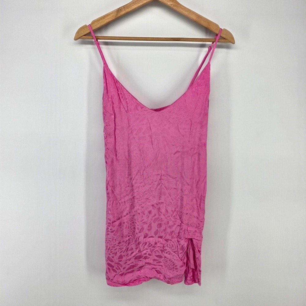 Isabelle's Cabinet‎ Mini Dress Womens Medium Pink Leopard Jacquard Slip V-Neck